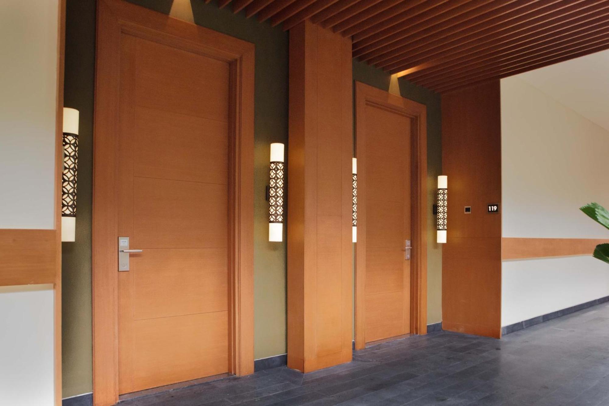 Sangria Resort And Spa Lembang Exterior photo