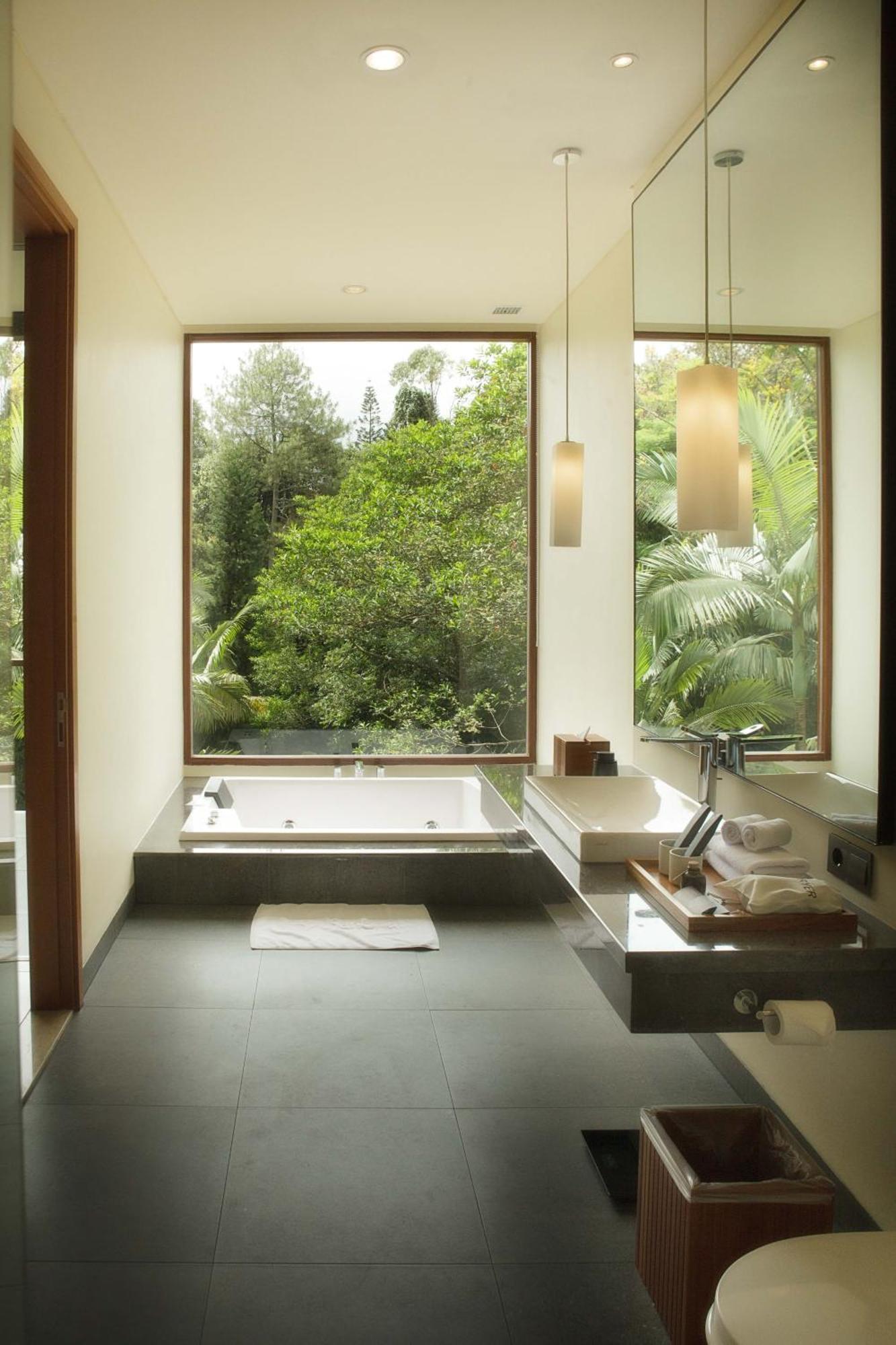 Sangria Resort And Spa Lembang Exterior photo